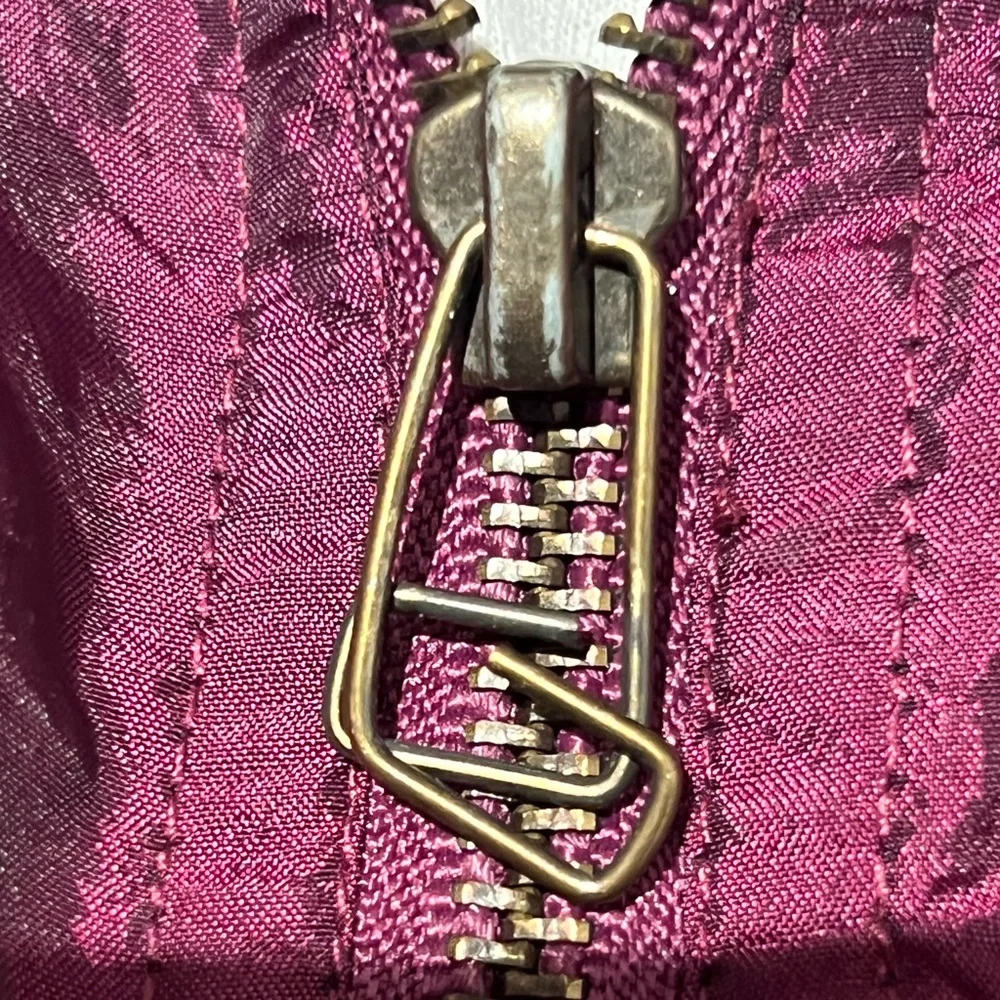 Vintage Beyond Performance metallic maroon windbreaker - Picture 9 of 17